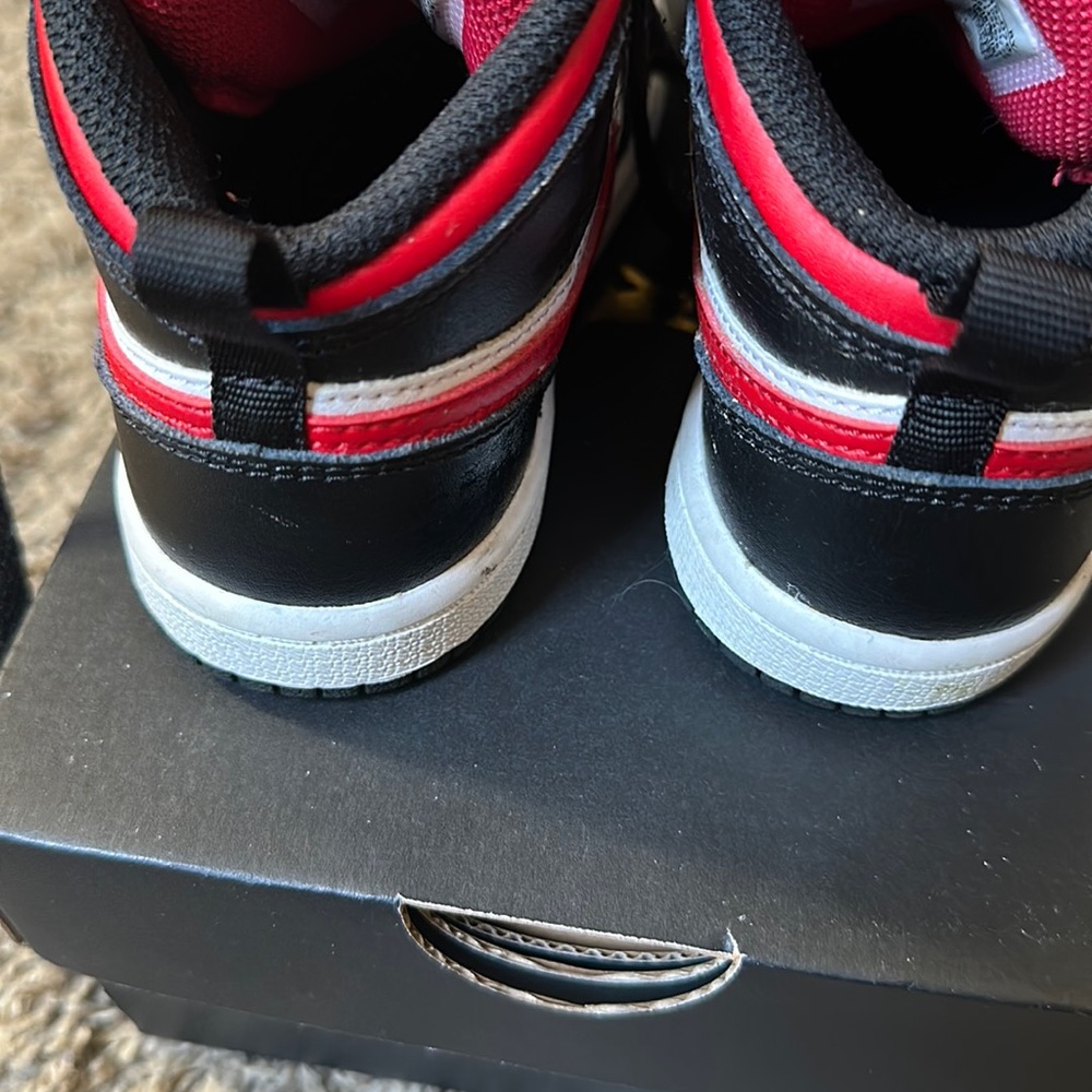 Jordan 1 - Picture 3 of 4